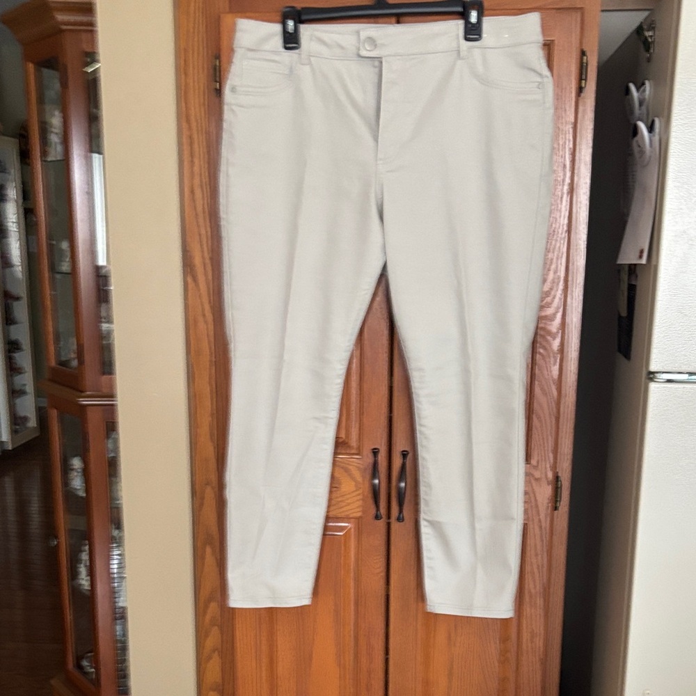 d. jeans Women's Straight Leg Jeans - Cream